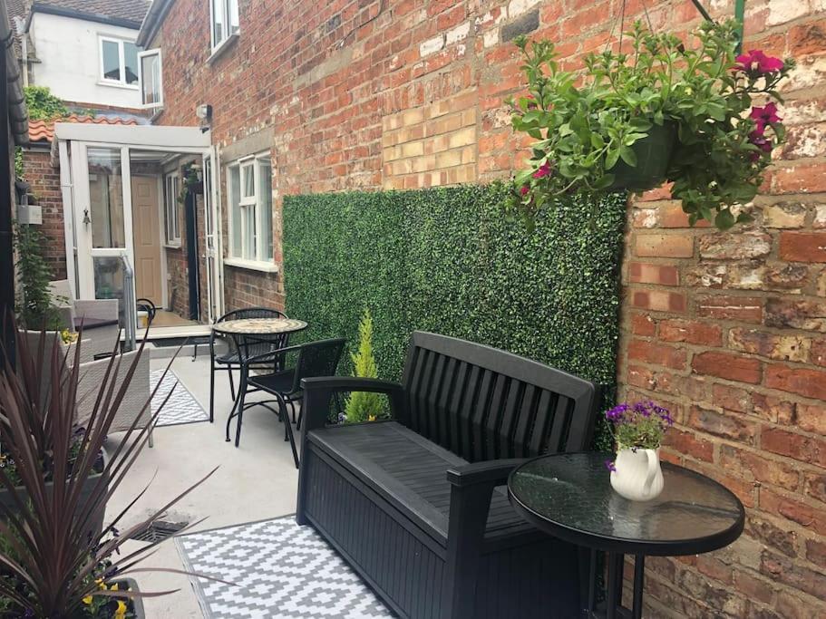 Large Cottage, Beach, Pubs Shops, Netflix, Bbq, Dog Friendly Hunmanby Exterior foto