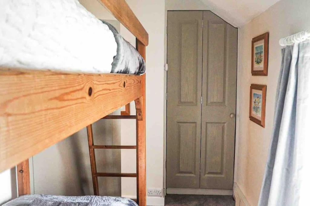 Large Cottage, Beach, Pubs Shops, Netflix, Bbq, Dog Friendly Hunmanby Exterior foto